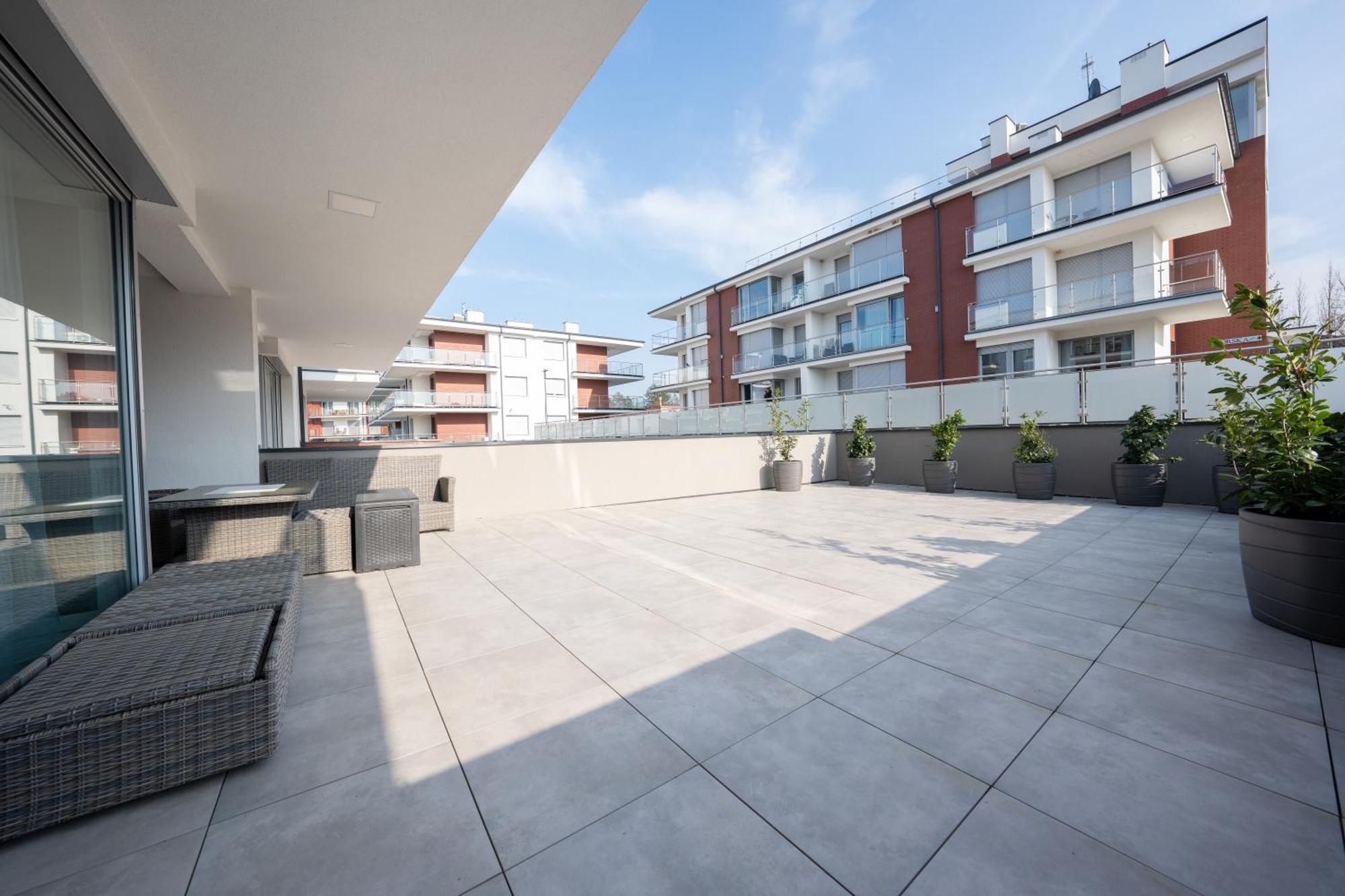 Apartament Z Wielkim Tarasem Morska 2 Rewal 50M Do Morza Exterior foto